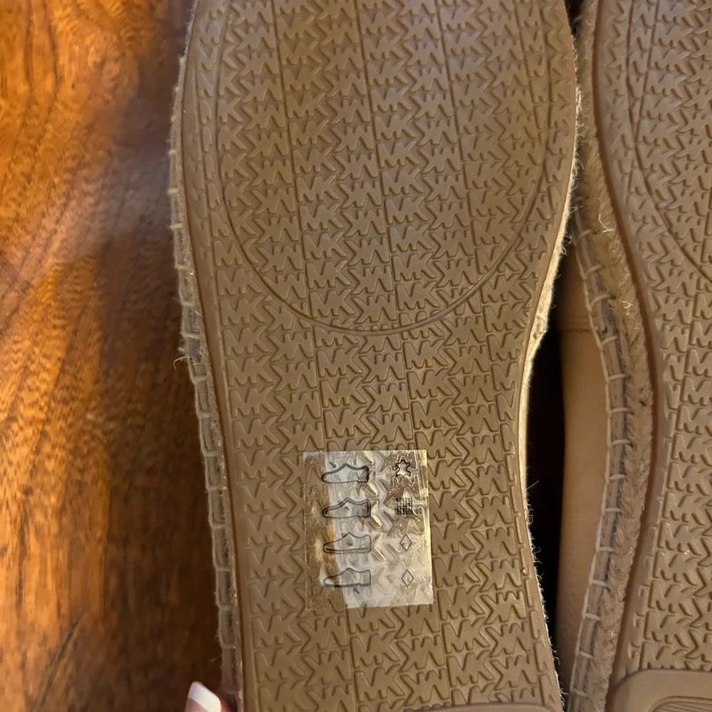 Michael Kors Pink & Black Leather Kendrick Toe Cap Espadrilles Slip On S…